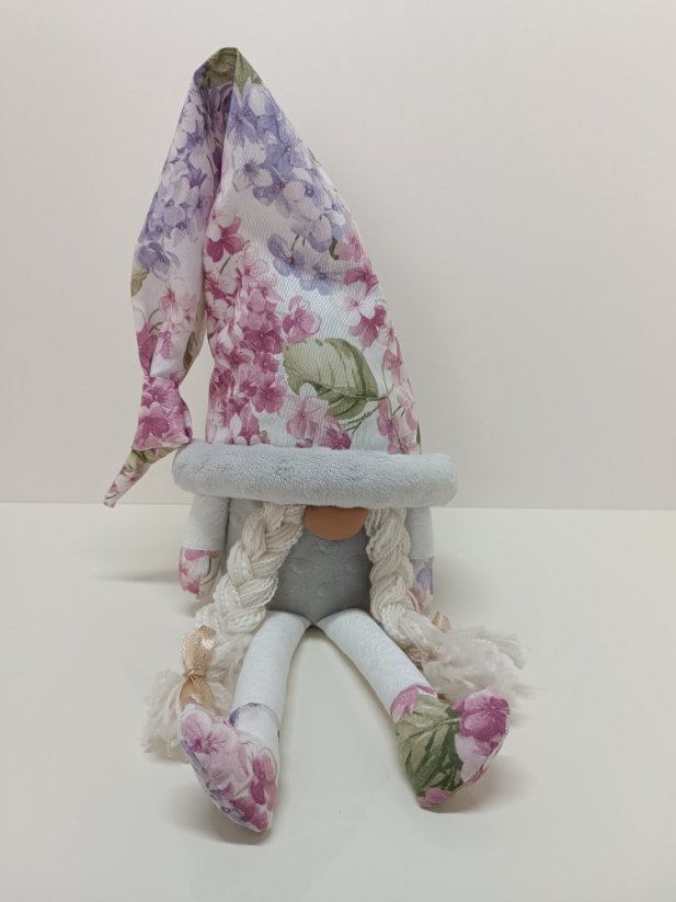 Trpaslík - Varianta: letní, Ozdoba: Copánky, Chcete si motiv vybrat sami, nebo se nechat překvapit?: Chci si vybrat (prosím zaslat fotografie výrobků)