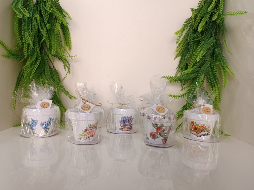 Svíčka - Varianta: Květiny, Chcete si motiv vybrat sami, nebo se nechat překvapit?: Náhodný výběr (nechám na vás)