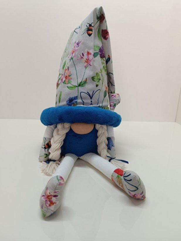 Trpaslík - Varianta: letní, Ozdoba: Copánky, Chcete si motiv vybrat sami, nebo se nechat překvapit?: Chci si vybrat (prosím zaslat fotografie výrobků)