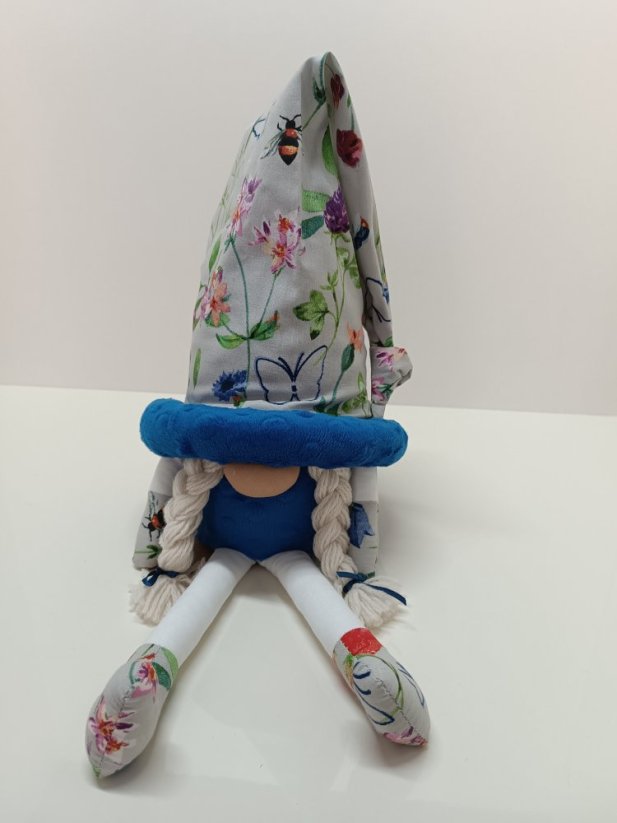 Trpaslík - Varianta: letní, Ozdoba: Copánky, Chcete si motiv vybrat sami, nebo se nechat překvapit?: Chci si vybrat (prosím zaslat fotografie výrobků)